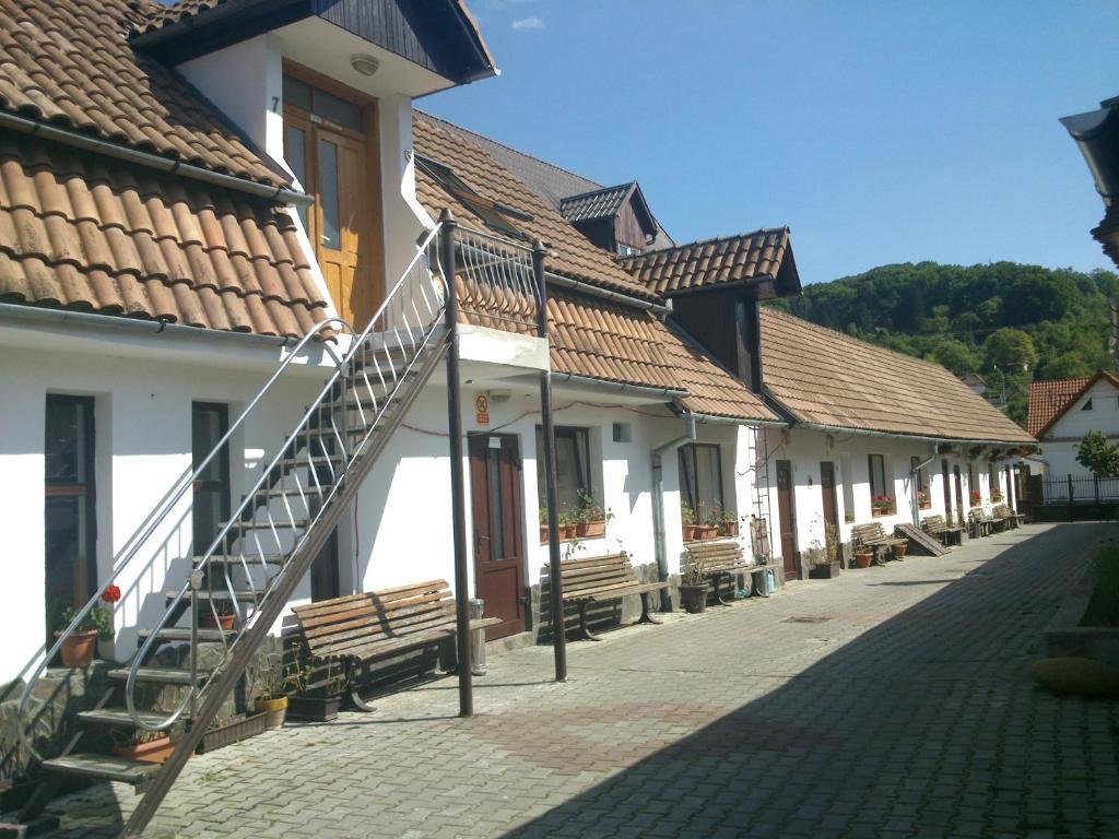 Pensiunea Hera Сигишоара Экстерьер фото
